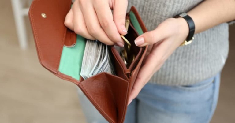 Completing the FAFSA